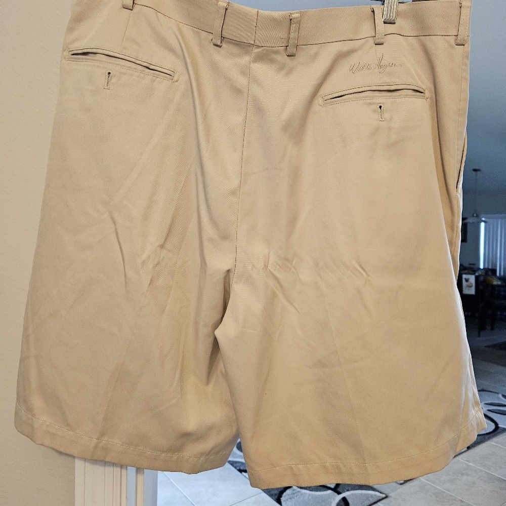 Men's Walter Hagen Shorts, Size 40